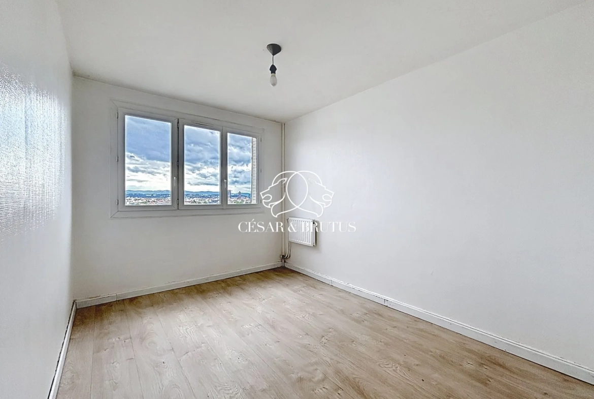 Appartement de 75 m² avec balcon à Villeurbanne, 3 chambres, au 9e étage 
