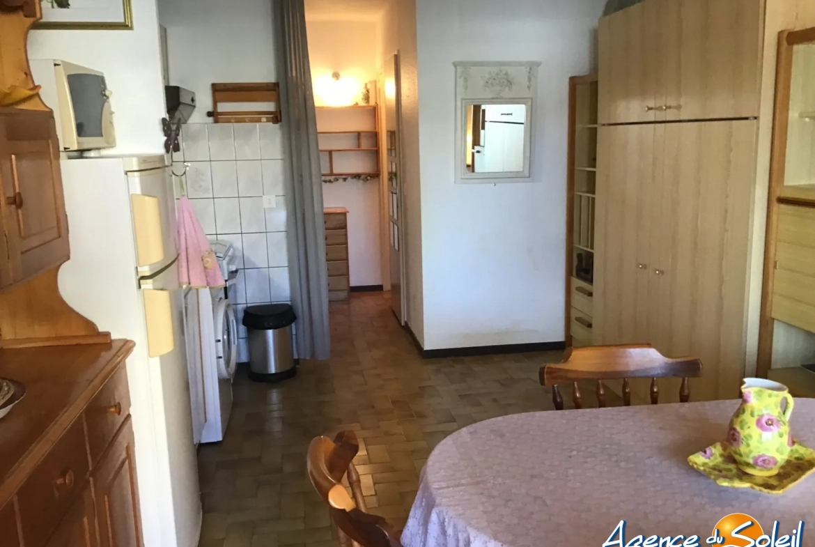 Studio spacieux avec loggia et équipements sportifs à Le Barcarès 
