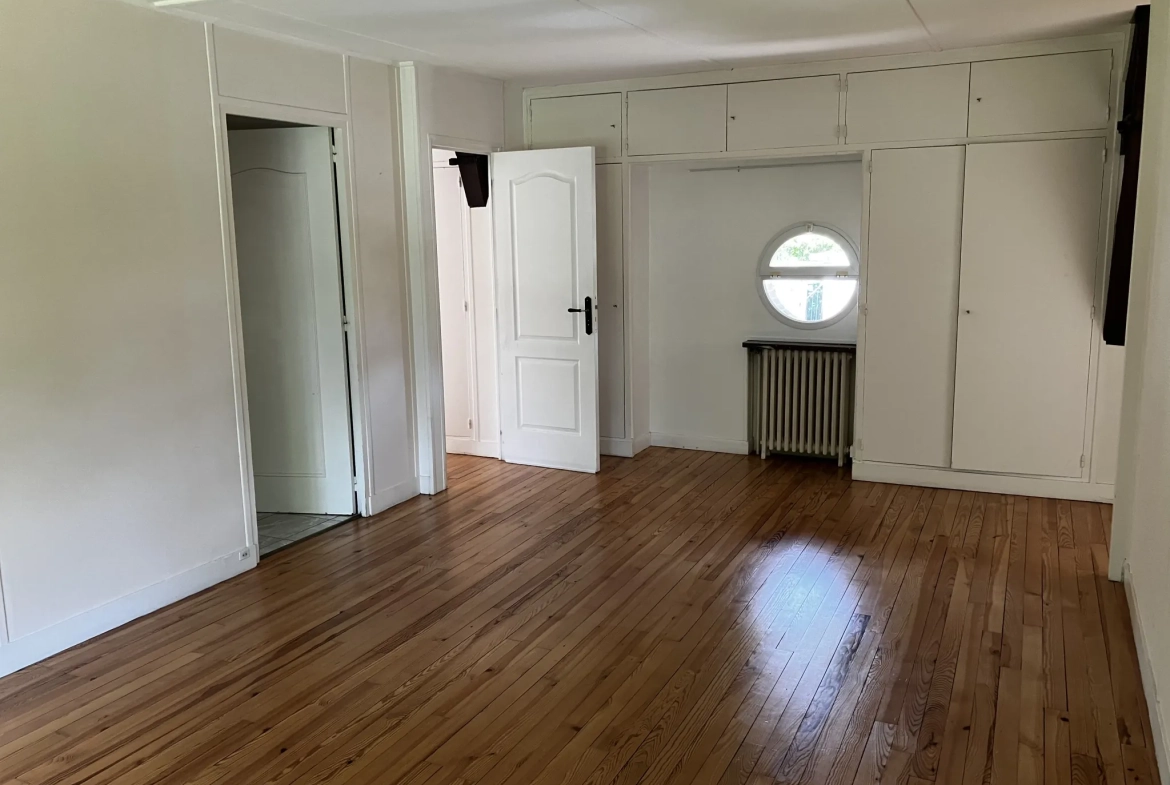 Appartement 113 m² avec piscine et tennis à Pacy-sur-Eure 