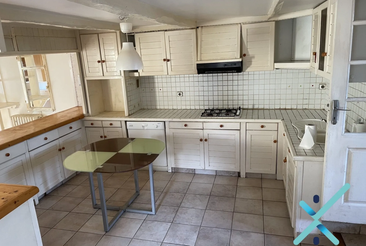 Maison à vendre à Scaër – 130 m², 4 chambres, proche commodités 