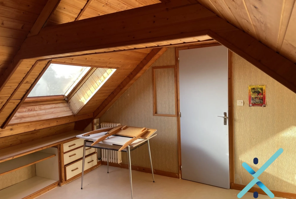 Maison à vendre à Scaër – 130 m², 4 chambres, proche commodités 