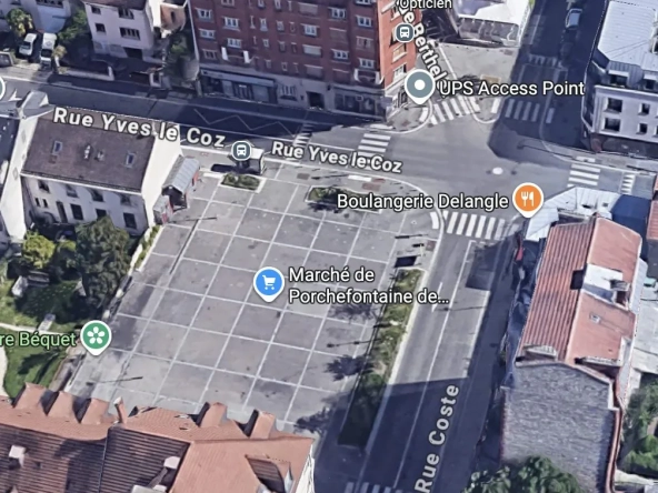 Local commercial de 40 m² face au marché de Porchefontaine à Versailles