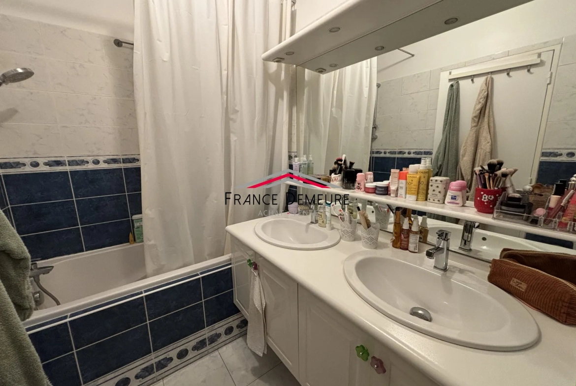 Appartement 3 pièces à vendre à Franconville proche gare, balcon, résidence sécurisée 