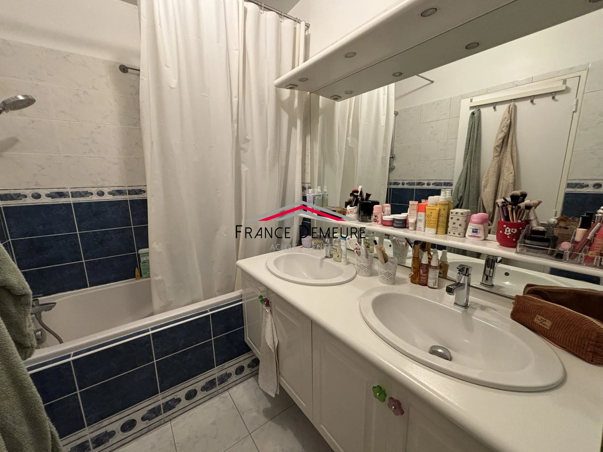 Appartement 3 pièces à vendre à Franconville proche gare, balcon, résidence sécurisée 
