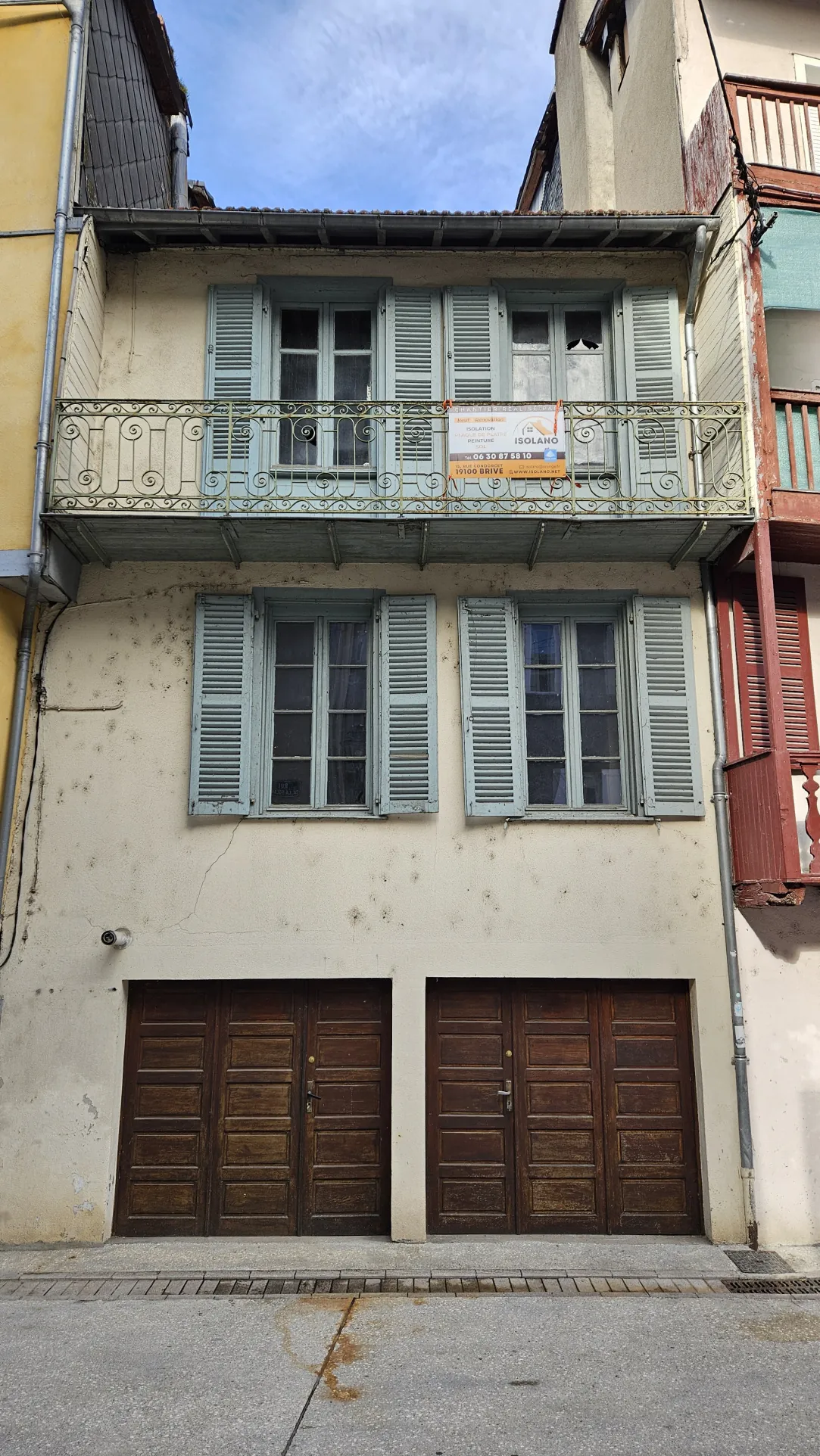 Immeuble à rénover avec fort potentiel à Tulle, centre historique 