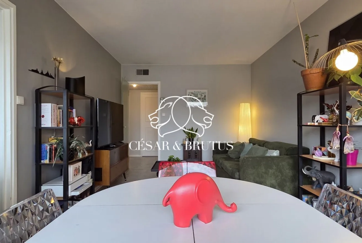Appartement T4 lumineux avec balcon, cave et parking privé à Le Puy-en-Velay 