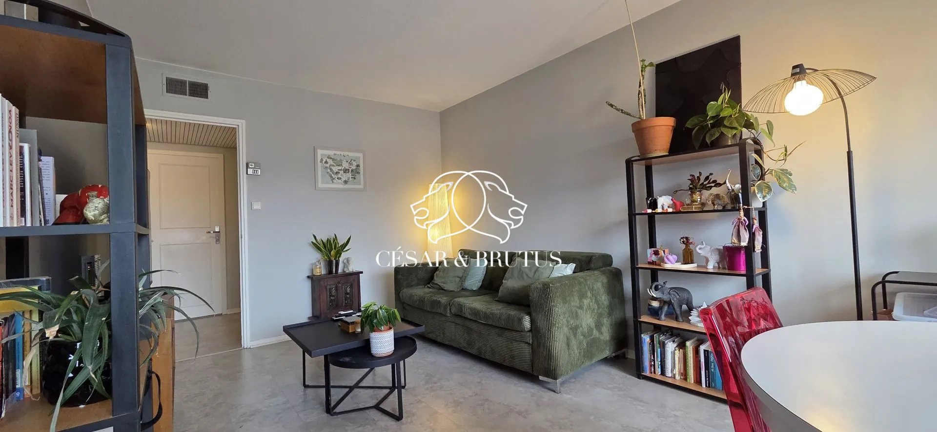 Appartement T4 lumineux avec balcon, cave et parking privé à Le Puy-en-Velay 