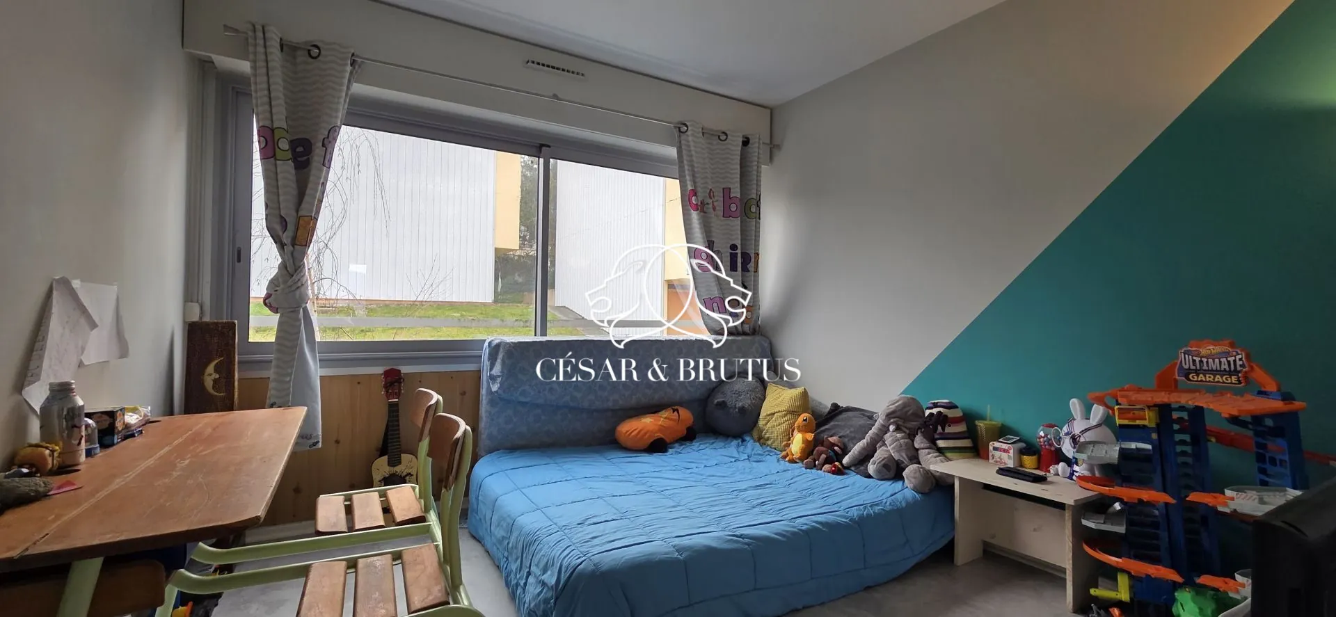 Appartement T4 lumineux avec balcon, cave et parking privé à Le Puy-en-Velay 