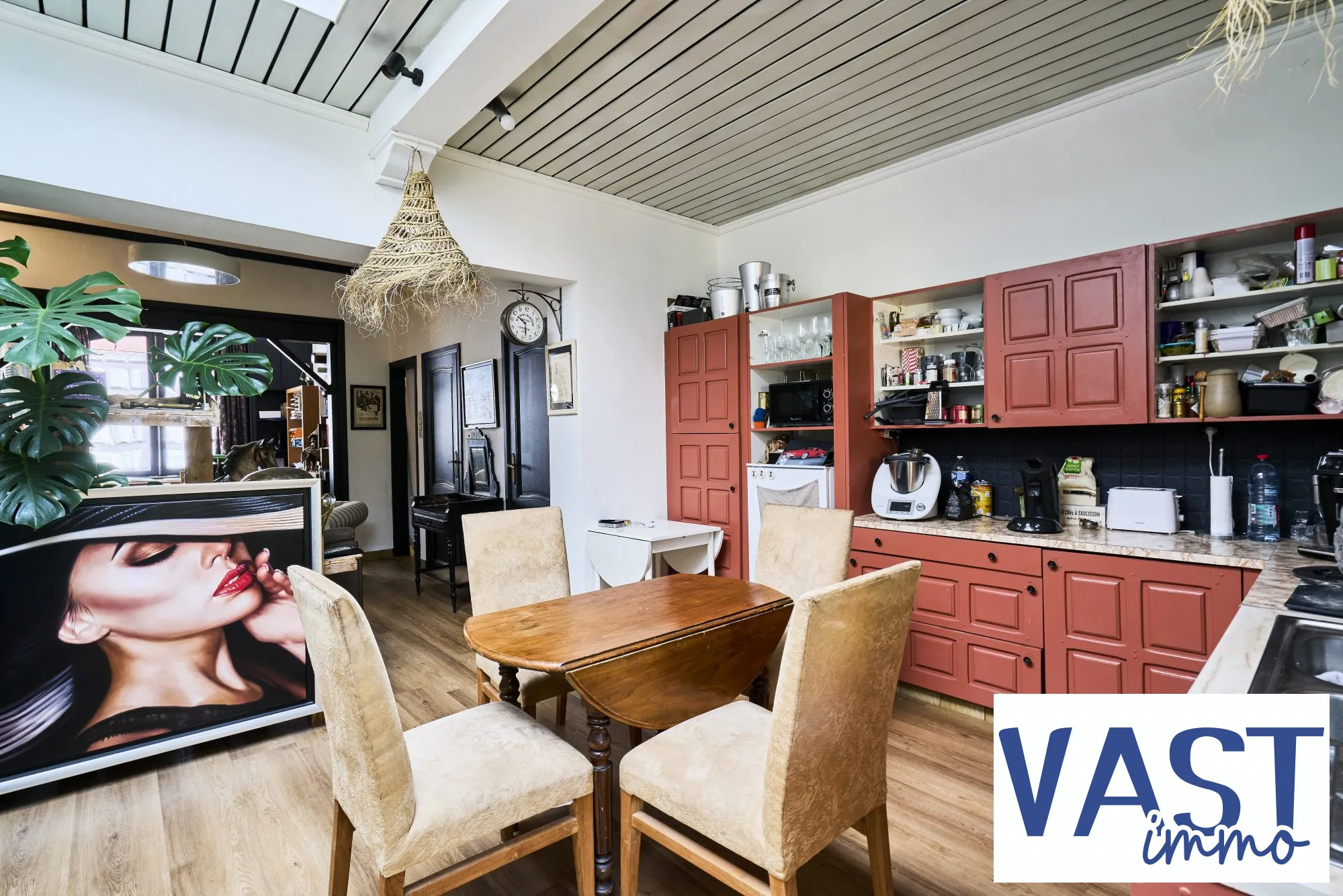 Maison familiale de 103 m² à Halluin avec terrasse et 3 chambres 