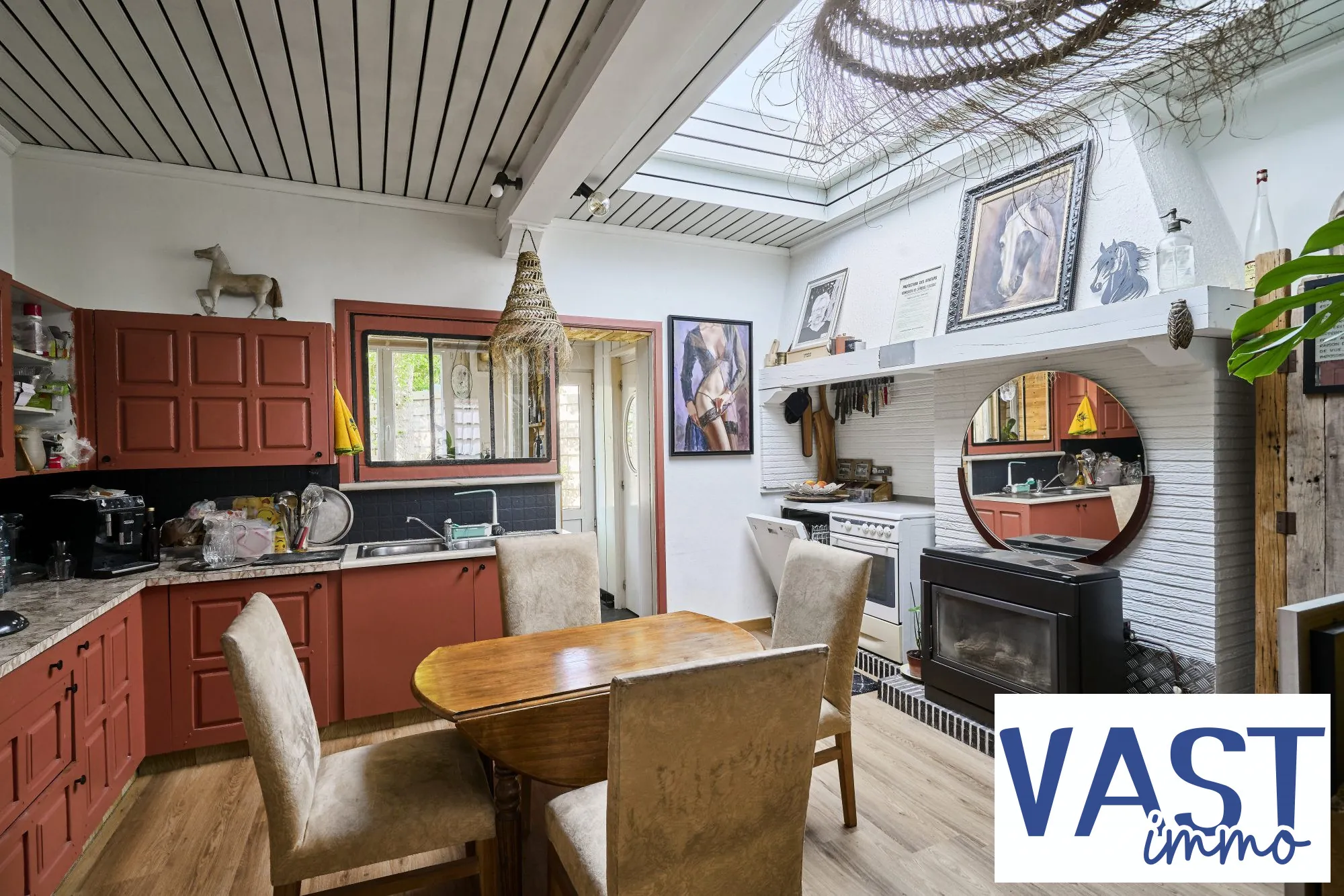 Maison familiale de 103 m² à Halluin avec terrasse et 3 chambres 