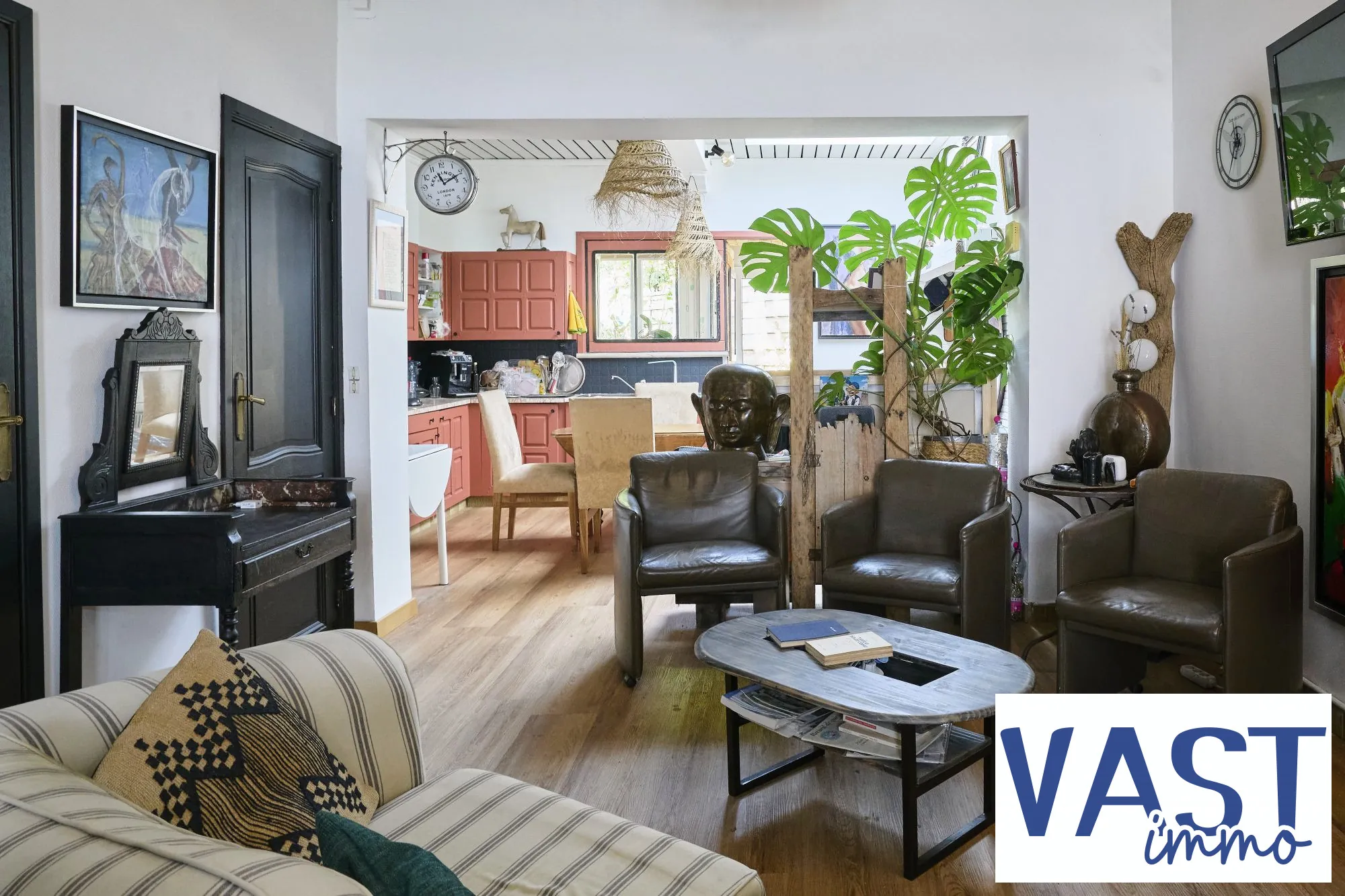 Maison familiale de 103 m² à Halluin avec terrasse et 3 chambres 