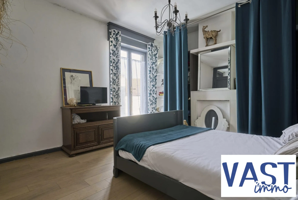Maison familiale de 103 m² à Halluin avec terrasse et 3 chambres 