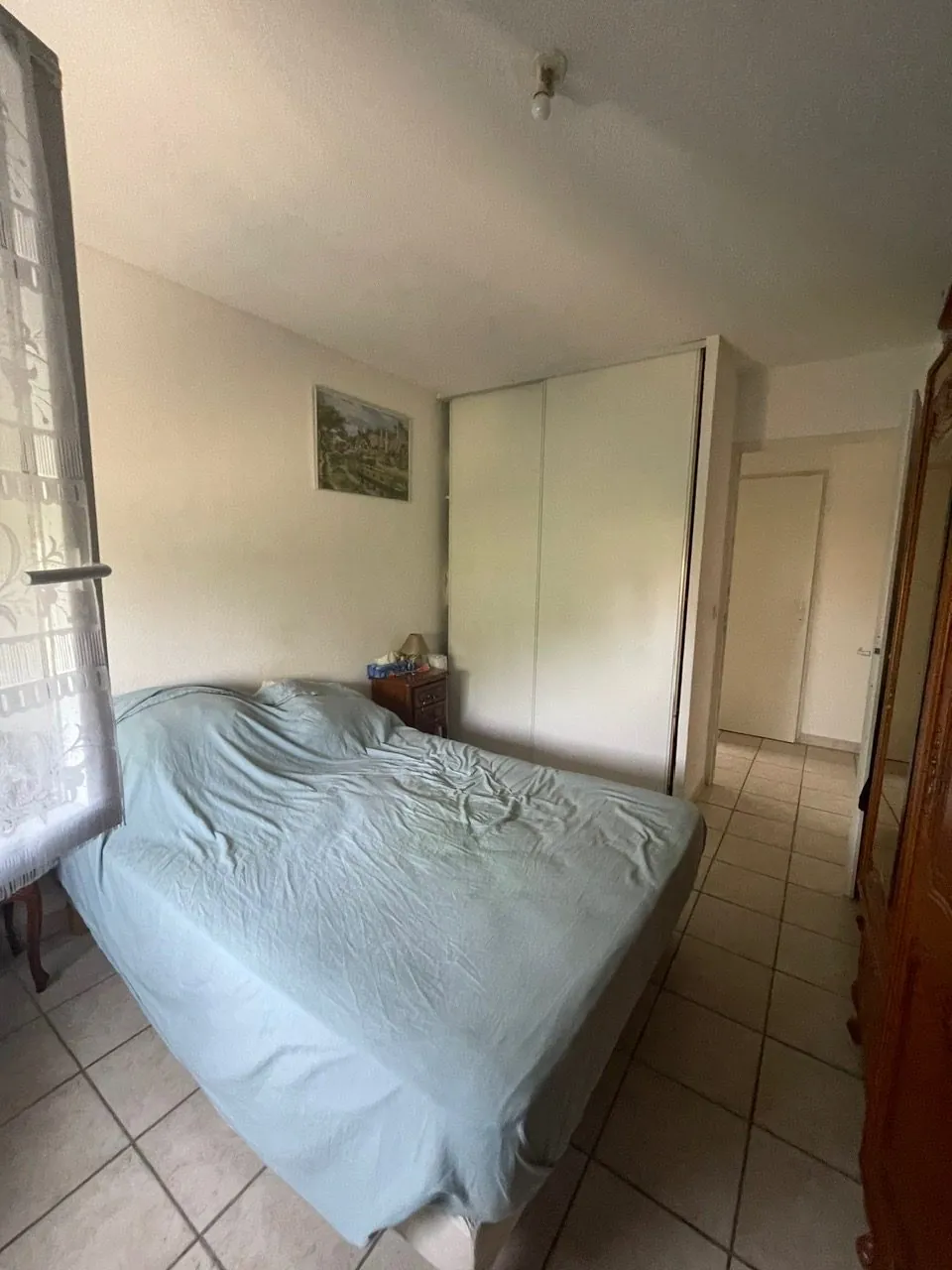 Appartement T3 à vendre à Saint Gilles du Gard avec balcon et parking, bon investissement locatif 