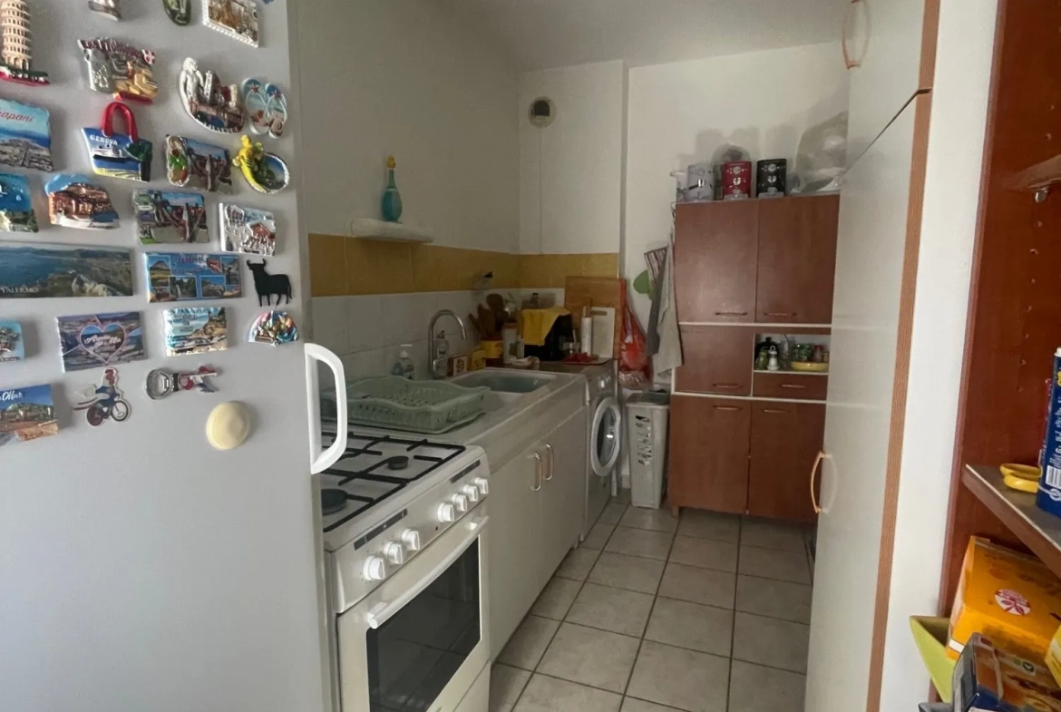 Appartement T3 à vendre à Saint Gilles du Gard avec balcon et parking, bon investissement locatif 