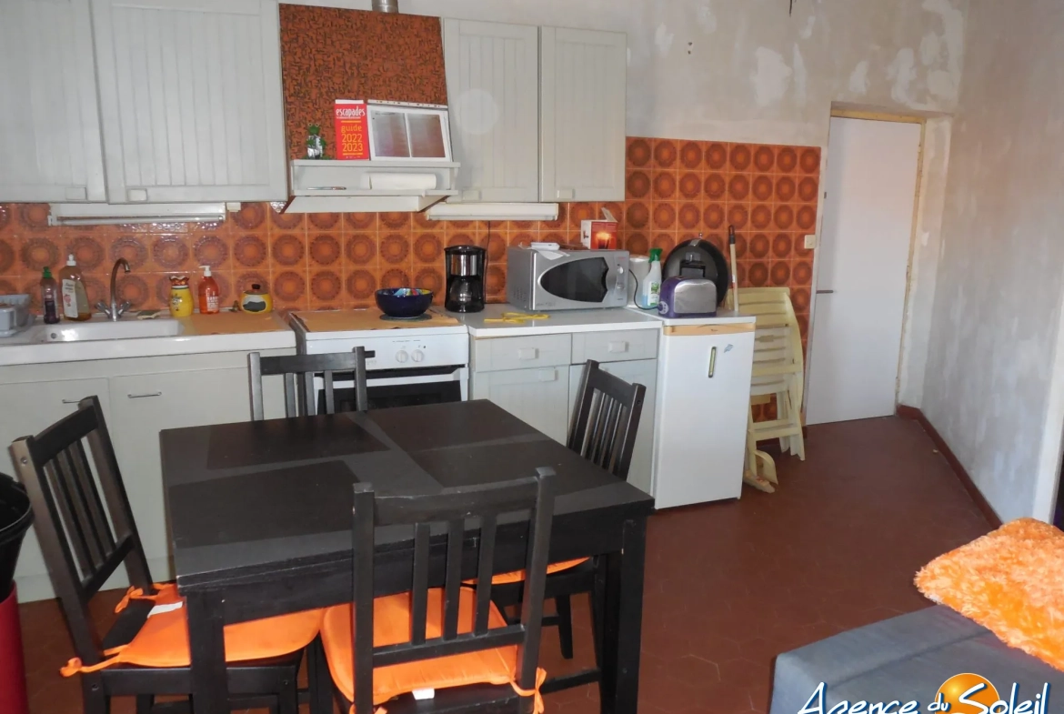 Grand studio à vendre proche du port et des commerces à Port-la-Nouvelle 