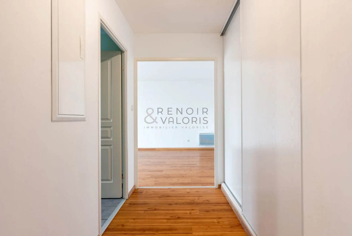 Appartement 2 pièces lumineux avec balcon et parking à Nancy Saurupt 