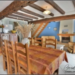 Maison de village à Vieillevigne avec 2 chambres, garage et cour - Opportunité idéale