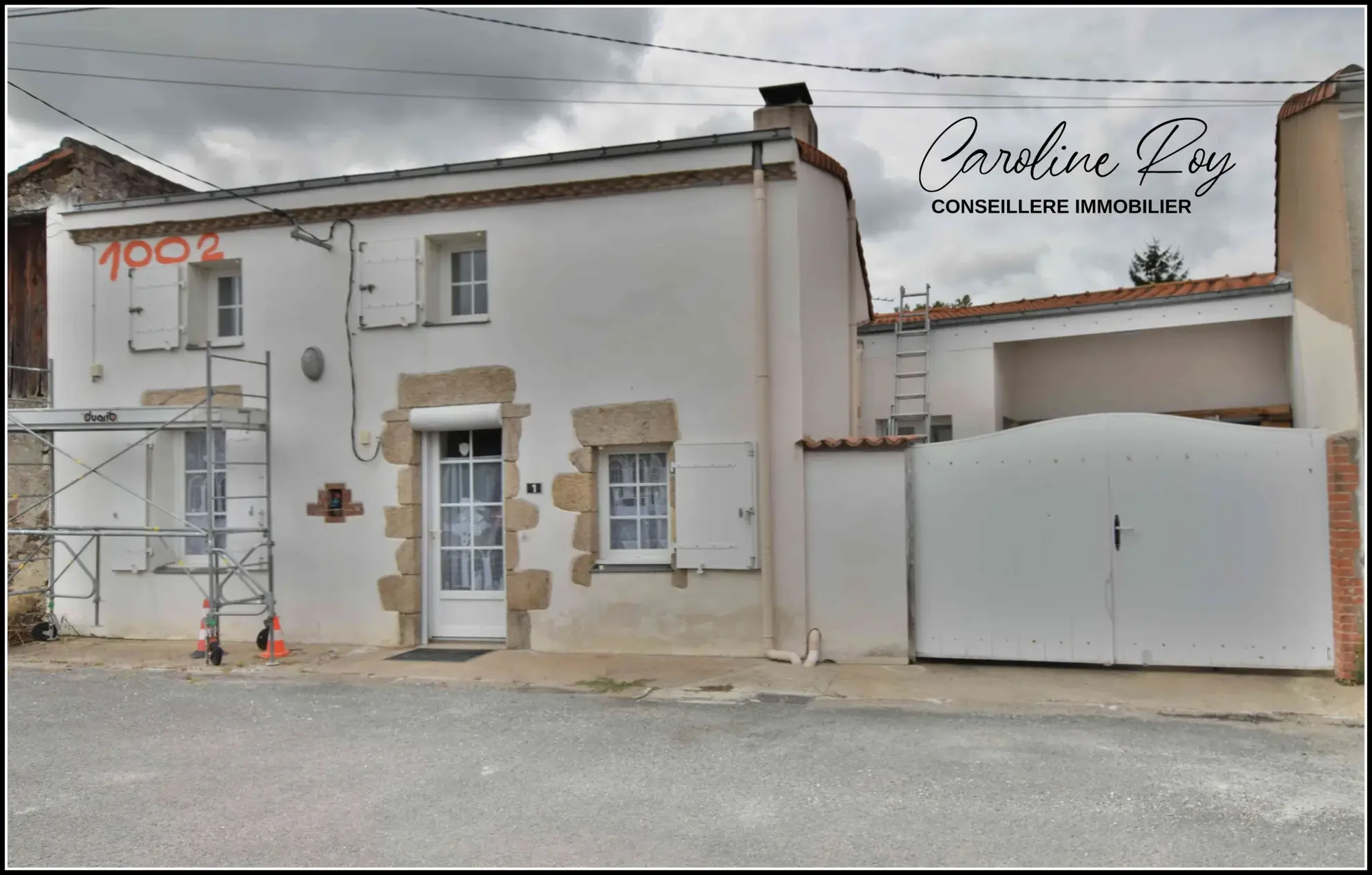 Maison de village à Vieillevigne avec 2 chambres, garage et cour - Opportunité idéale 