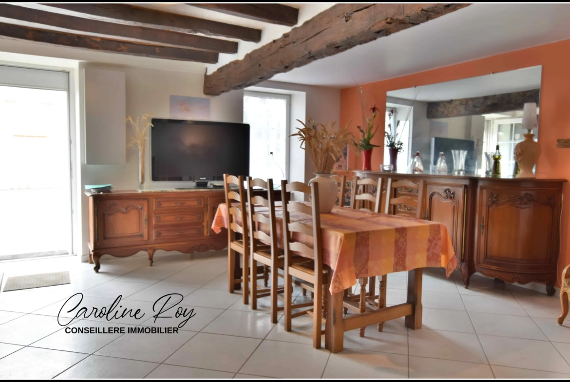 Maison de village à Vieillevigne avec 2 chambres, garage et cour - Opportunité idéale 