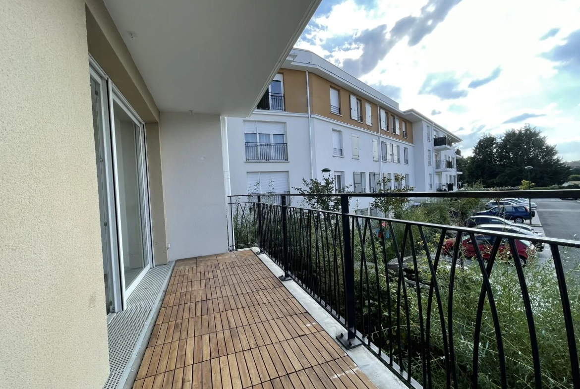 Appartement T3 moderne à vendre à Corbeil-Essonnes — 59,60 m² avec balcon 