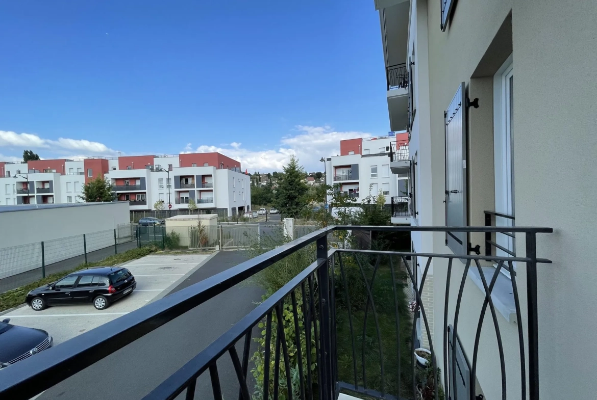 Appartement T3 moderne à vendre à Corbeil-Essonnes — 59,60 m² avec balcon 