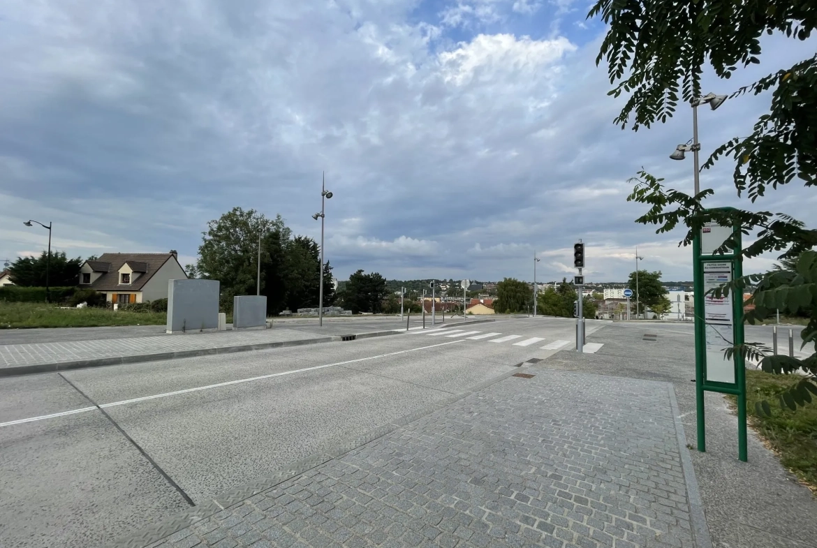 Appartement T3 moderne à vendre à Corbeil-Essonnes — 59,60 m² avec balcon 