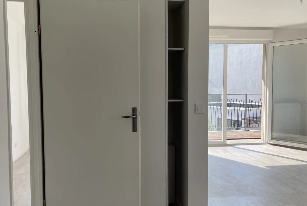 Appartement T3 moderne à vendre à Corbeil-Essonnes — 59,60 m² avec balcon 