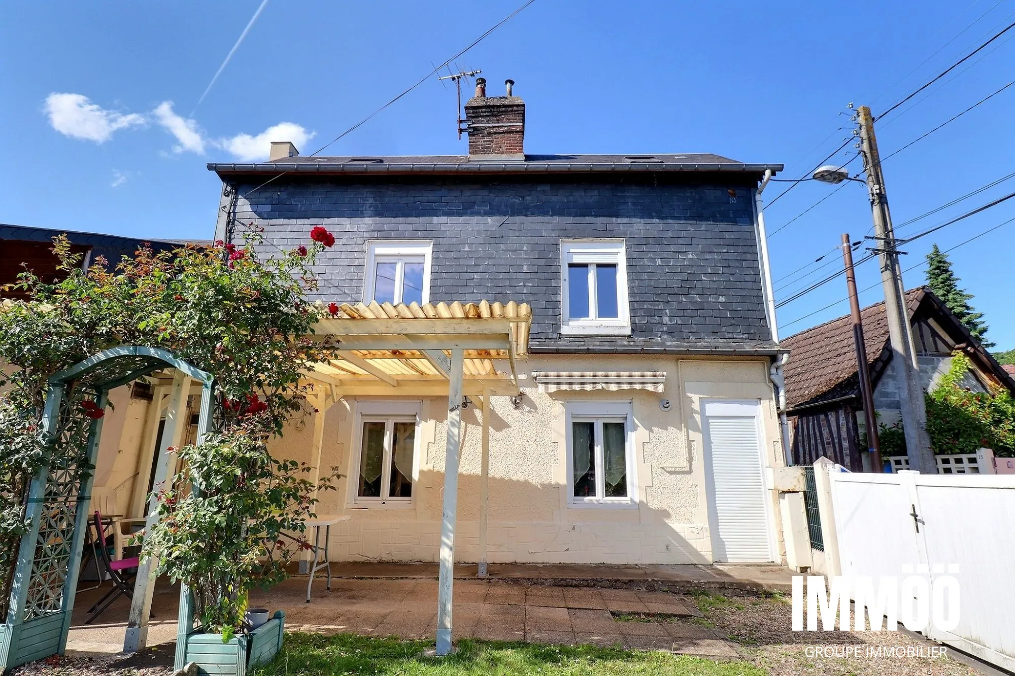 Maison de ville avec jardin et garage à Notre-Dame-de-Bondeville 