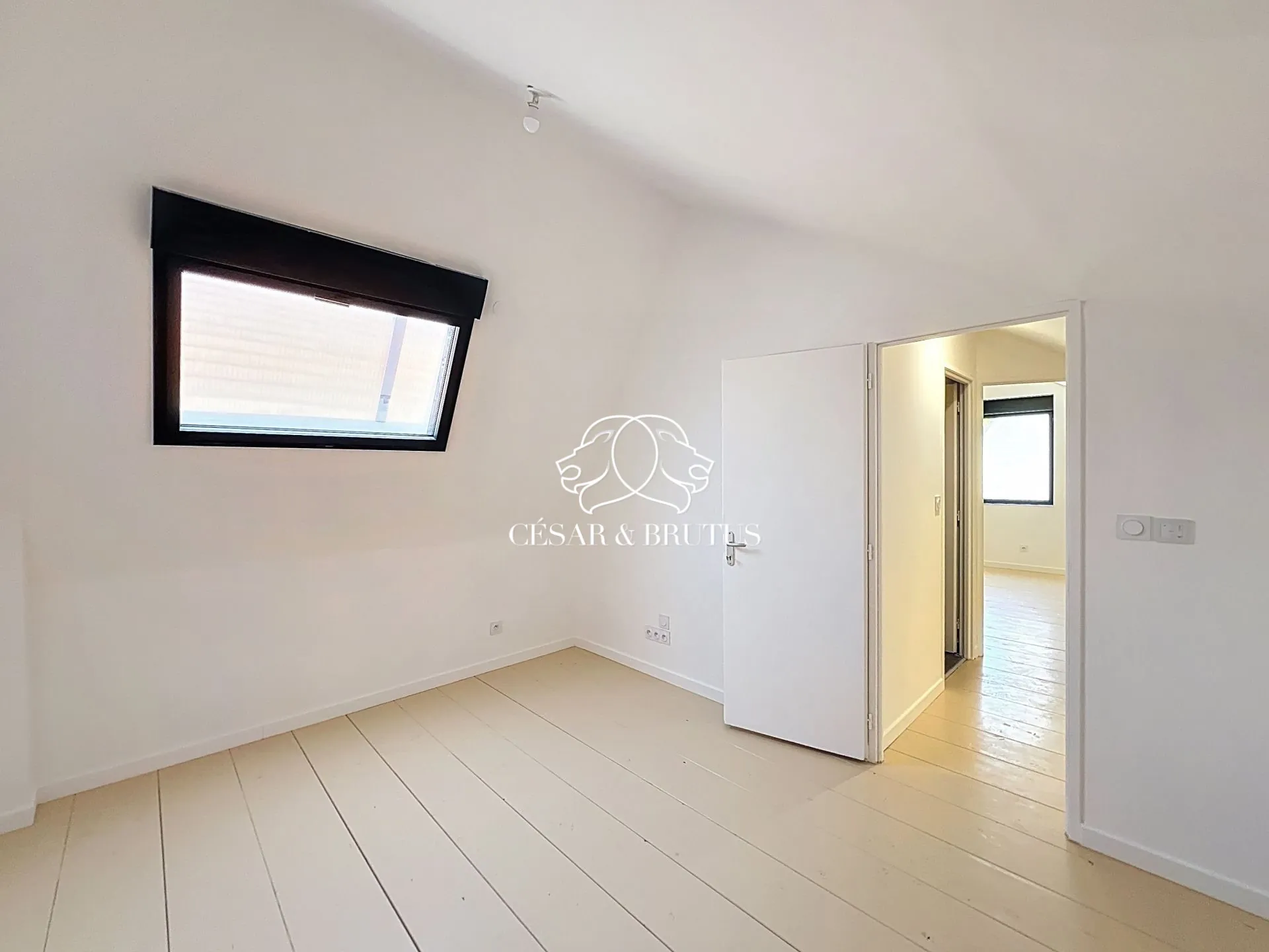 Appartement duplex de 62 m² avec terrasse à Roanne, rénové en 2025 