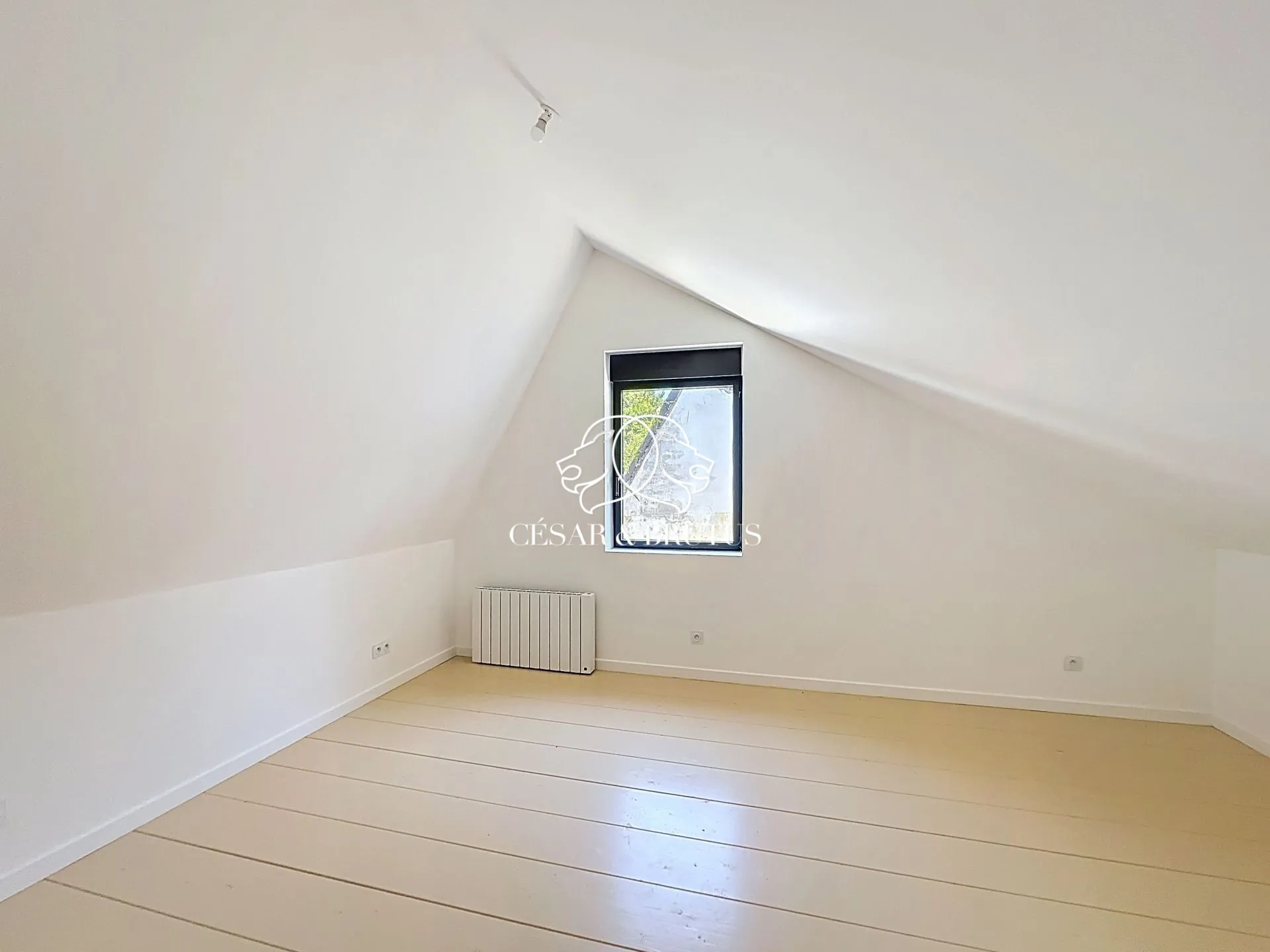 Appartement duplex de 62 m² avec terrasse à Roanne, rénové en 2025 