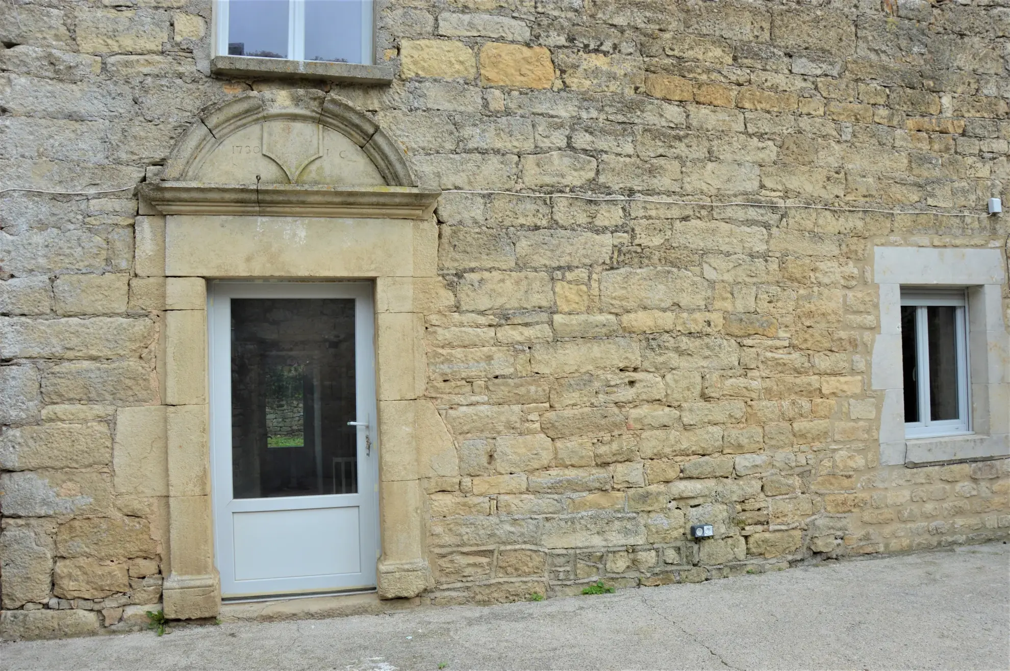 Charmante maison de village de 117 m² à Sévérac-d’Aveyron, secteur touristique 