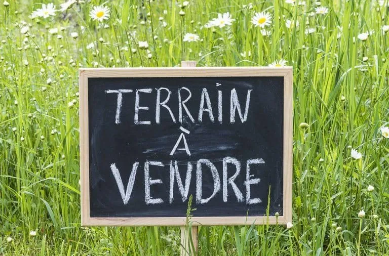 Terrain constructible de 450 m² à Maintenon dans le 28 pour construire votre maison 