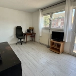 Studio à vendre de 22 m² proche centre-ville d'Amiens avec parking privé