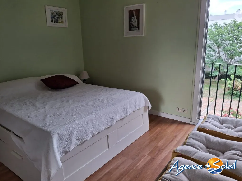 Appartement T3 spacieux avec loggia et parking à Saint-Cyprien 