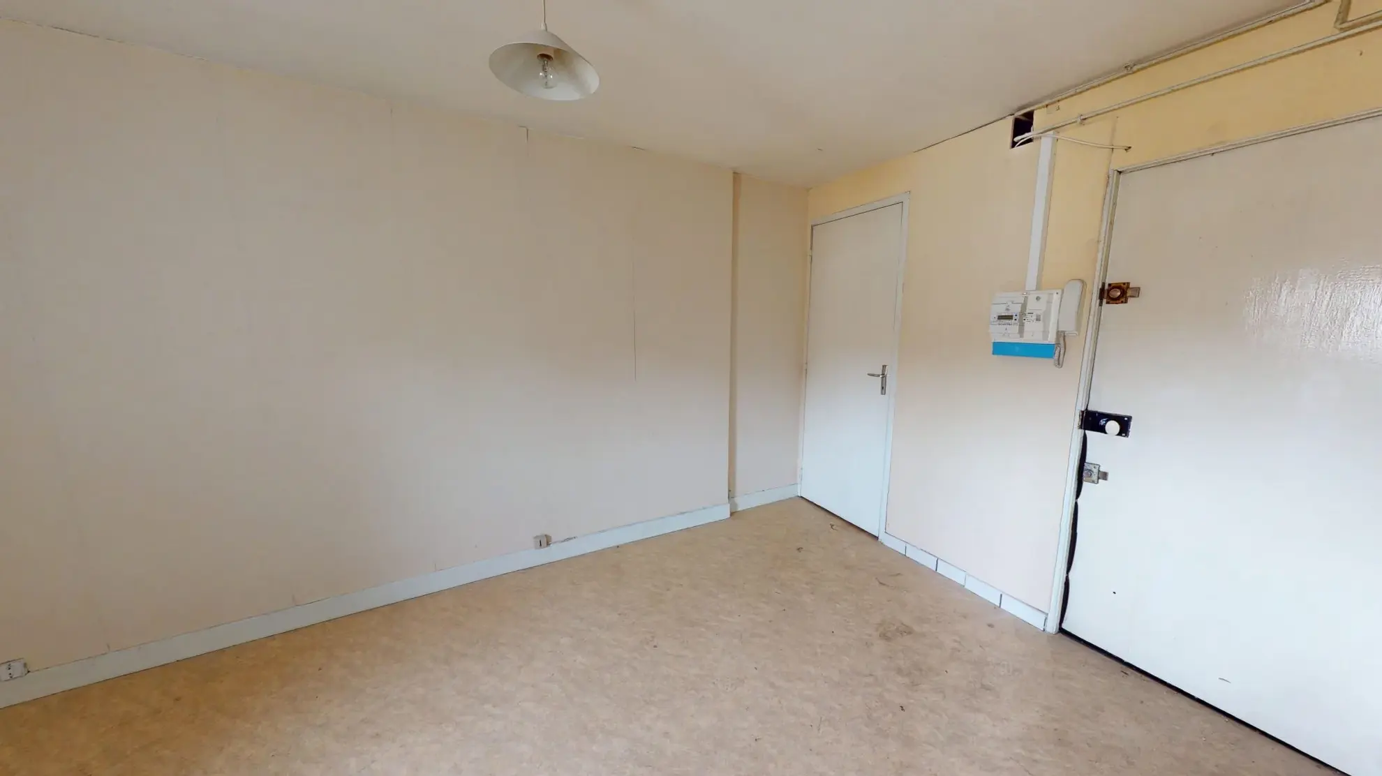 Appartement T1 à Nancy proche de la gare - Opportunité à rénover 