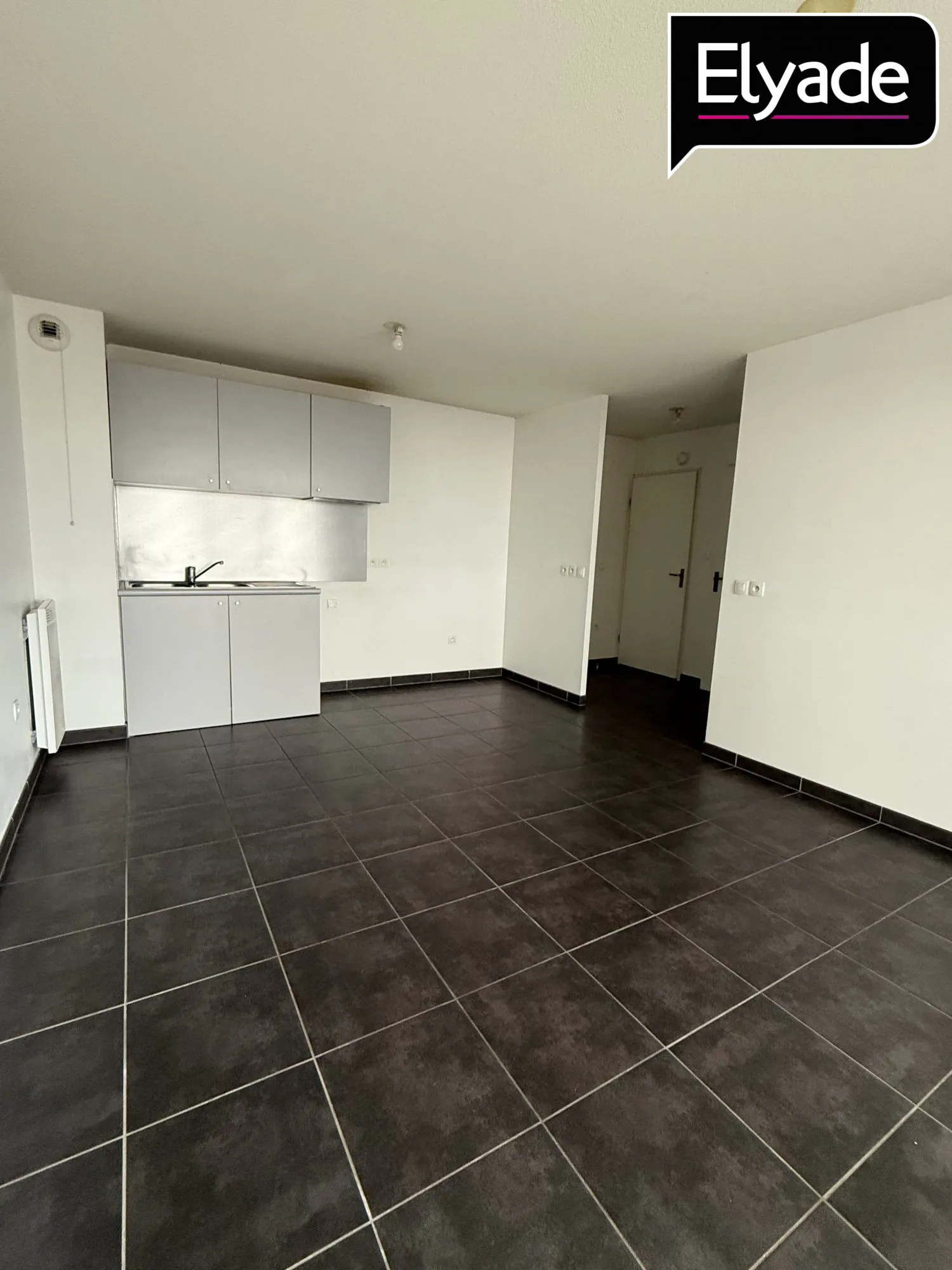 Appartement T3 lumineux avec terrasse et parking à Lormont (33310) 