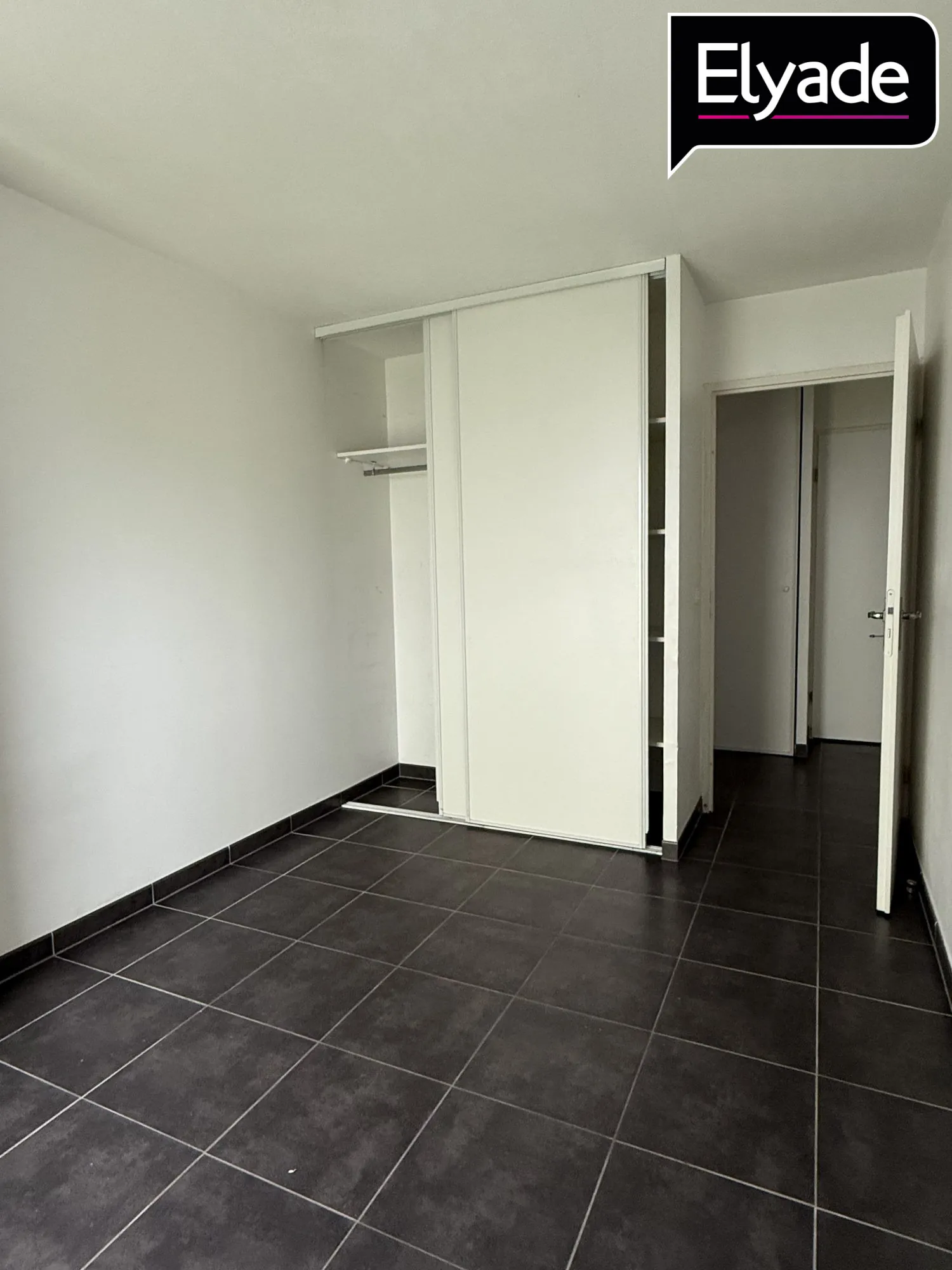 Appartement T3 lumineux avec terrasse et parking à Lormont (33310) 