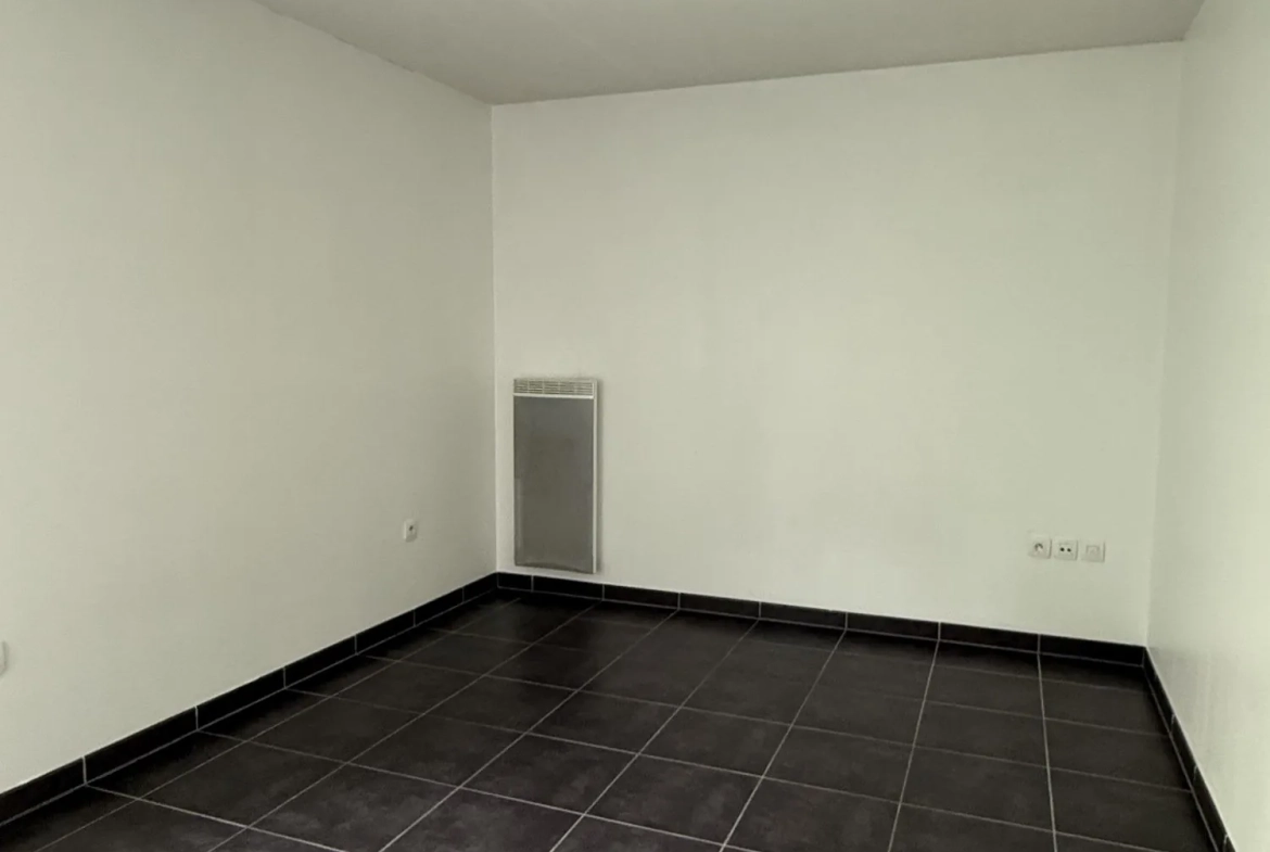 Appartement T3 lumineux avec terrasse et parking à Lormont (33310) 