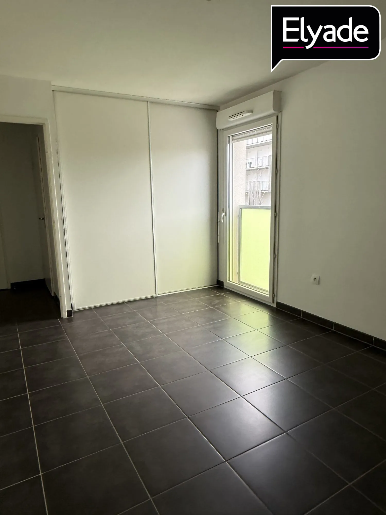 Appartement T3 lumineux avec terrasse et parking à Lormont (33310) 