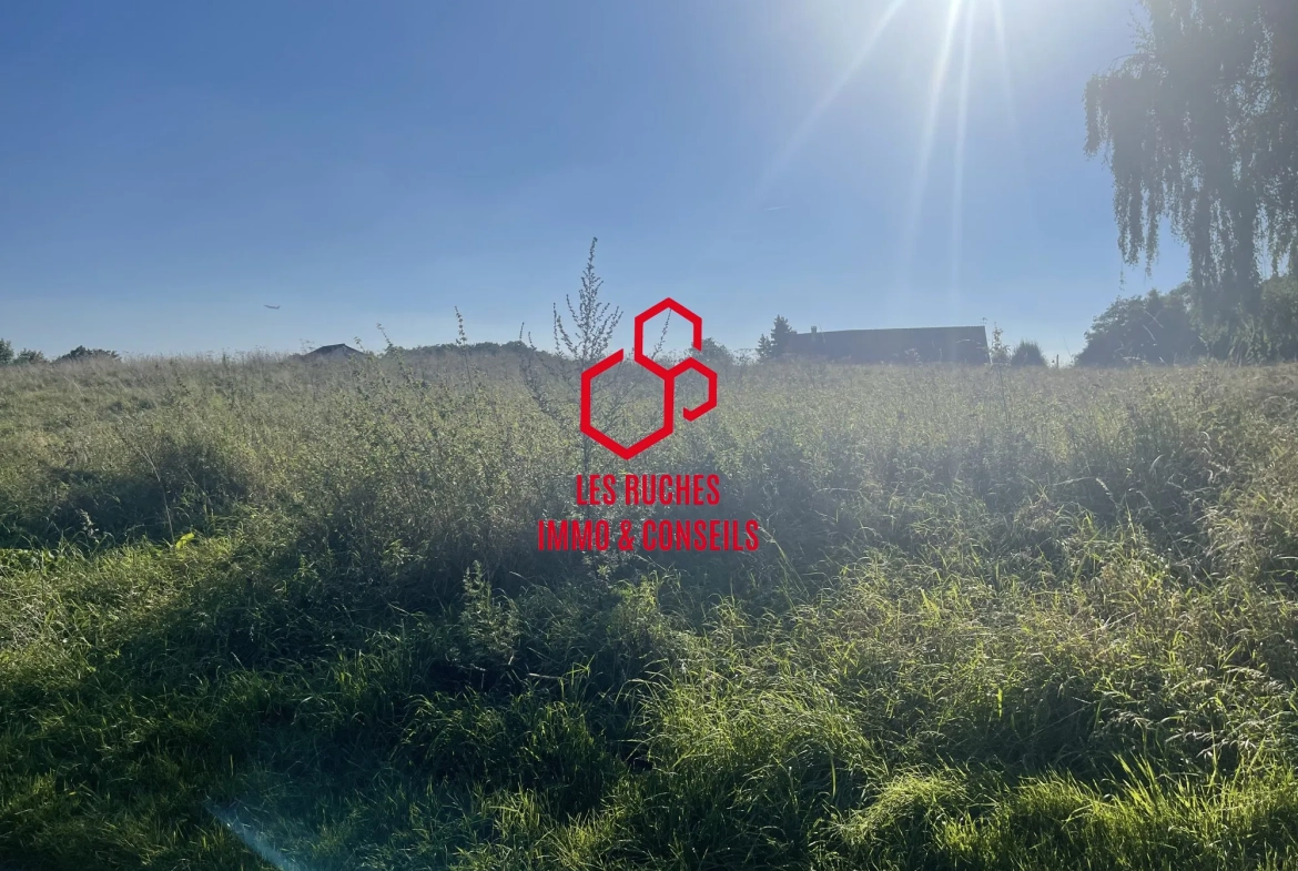 Terrain constructible de 670 m² à Delincourt, environnement calme et proche commodités 