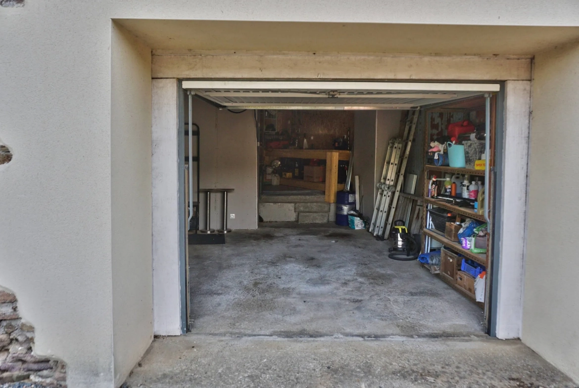Maison en pierre rénovée avec dépendances à Yvias proche Paimpol 