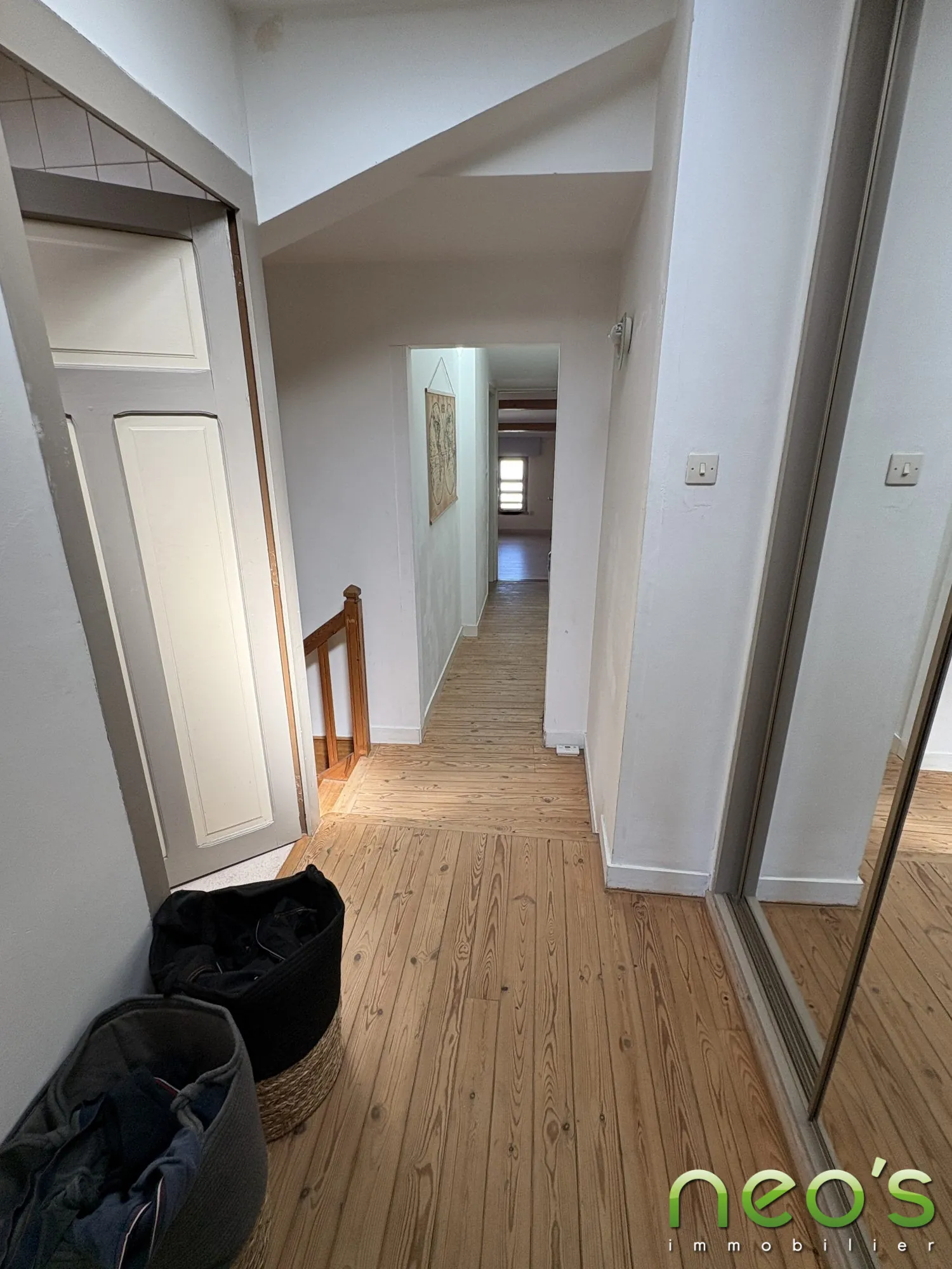 Maison de bourg à vendre à Saint-Macaire-en-Mauges de 93 m² avec cour et garage 