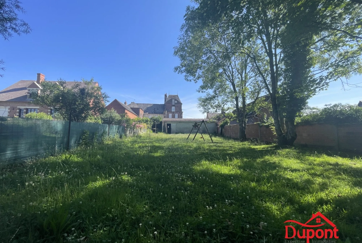 Maison de 212 m² avec 5 chambres, jardin et garage à Sains Richaumont 