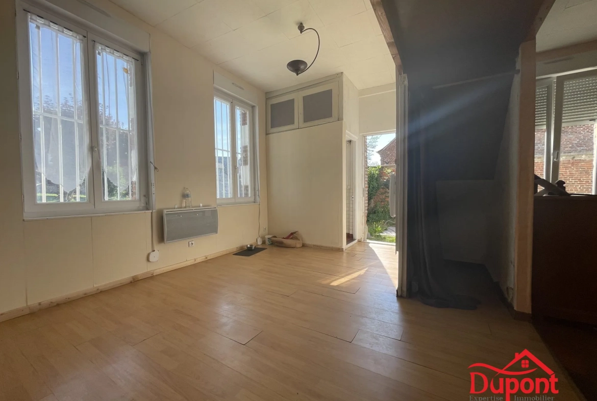 Maison de 212 m² avec 5 chambres, jardin et garage à Sains Richaumont 