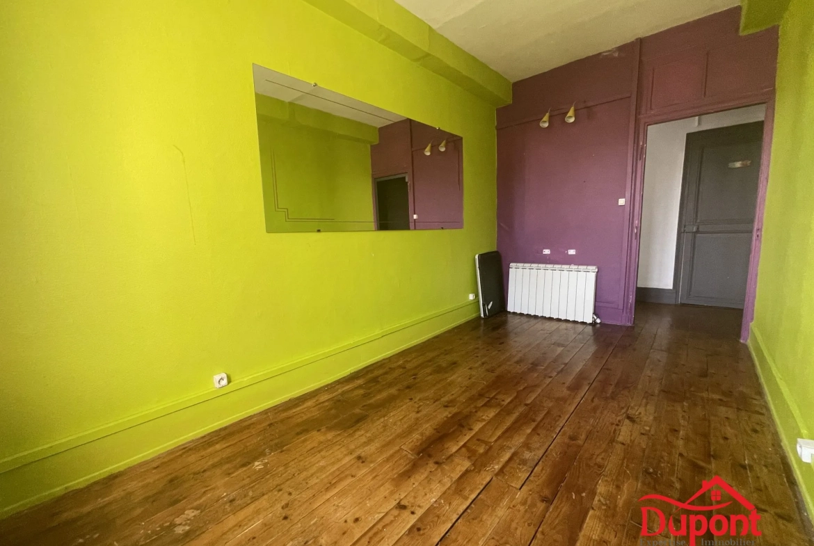 Maison de 212 m² avec 5 chambres, jardin et garage à Sains Richaumont 