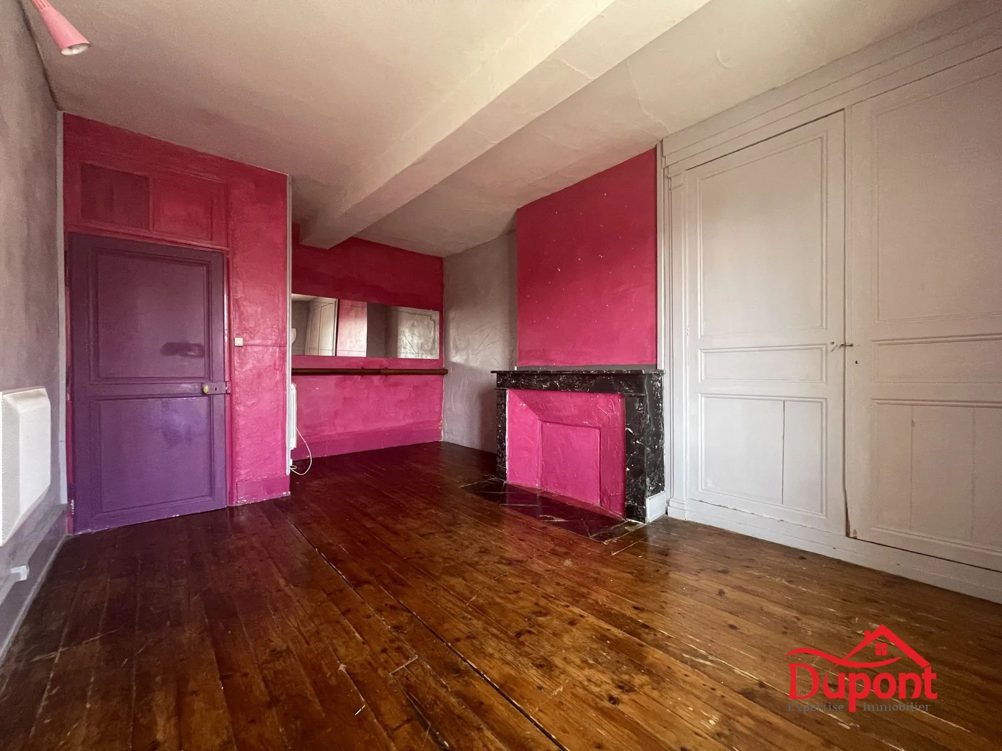 Maison de 212 m² avec 5 chambres, jardin et garage à Sains Richaumont 