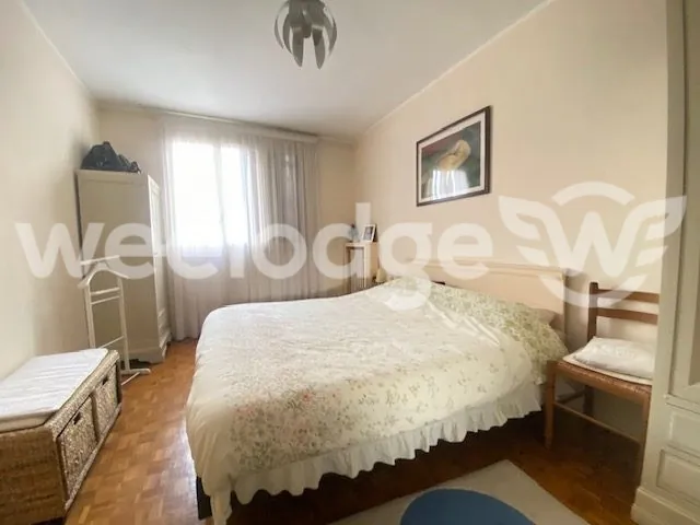 A vendre Appartement F3 à Epinay-sur-Seine avec balcon et cave 