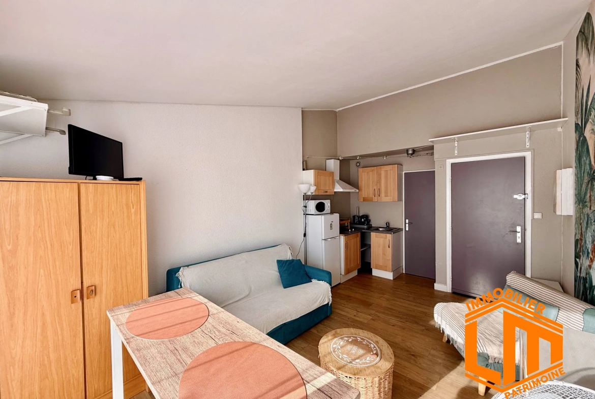 Studio lumineux de 19 m² avec vue dégagée à Agde - Dernier étage avec ascenseur 