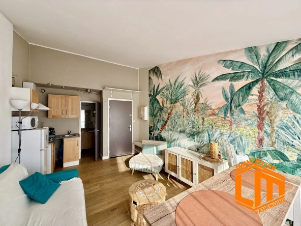 Studio lumineux de 19 m² avec vue dégagée à Agde - Dernier étage avec ascenseur