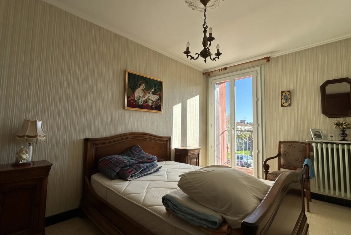 Maison 3 faces de 107 m² avec 3 chambres à Pollestres, quartier paisible 